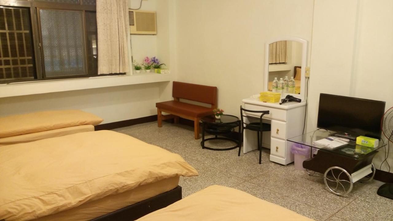 Love Hualien Hostel Hualien City Exterior foto